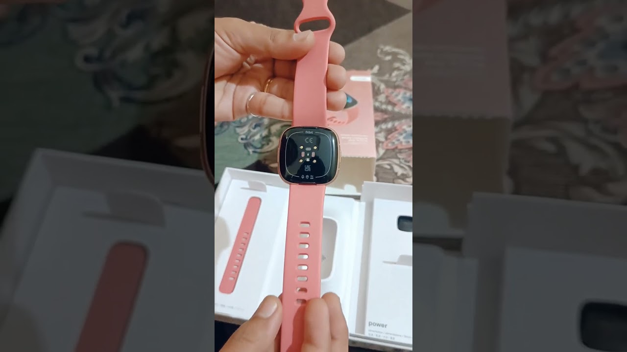 Fitbit Versa 4 copper rose pink sand unboxing