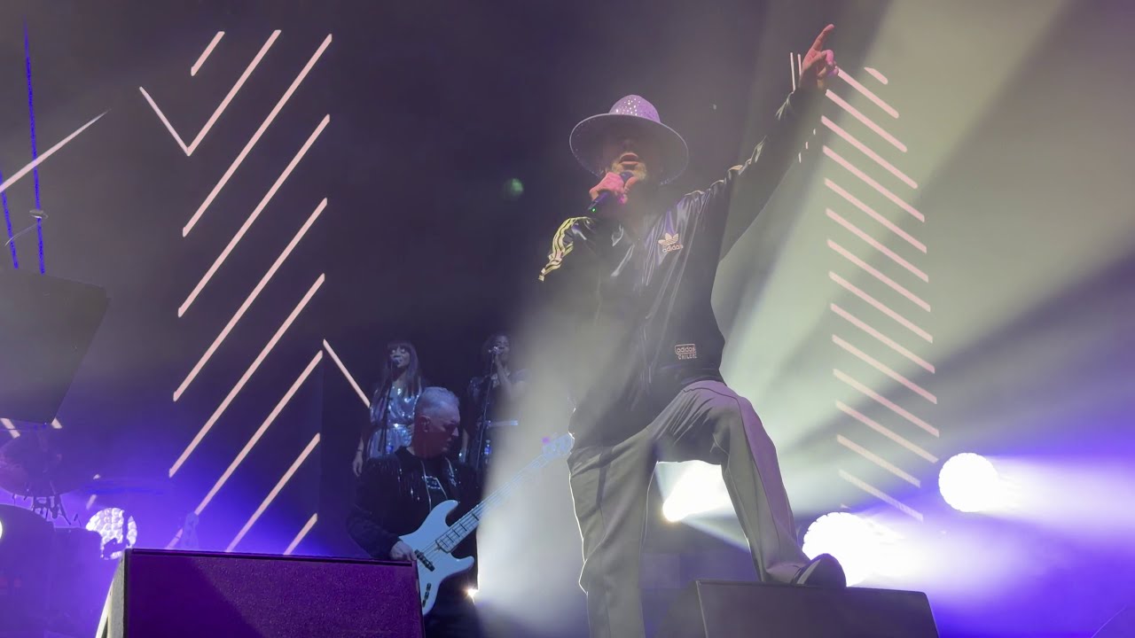 Jamiroquai - Love Foolosophy (Live in Paris 2025)