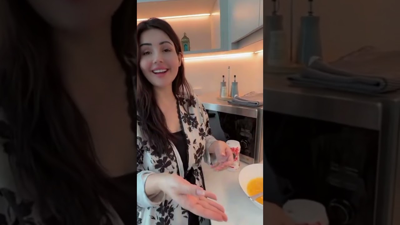 نور وعصام🔥❤ رح نحضر اطيب فطورعالسريع لا عصام بيض بندورة 😋