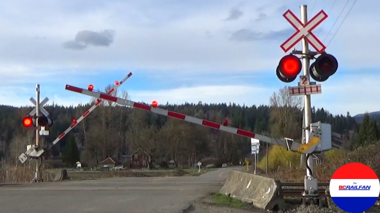 Railroad Crossings of the CN Yale Sub Volume 1