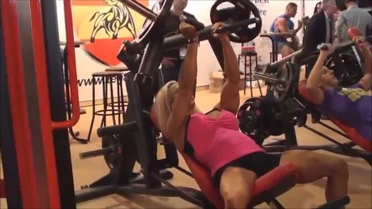 More girls at Arnold Classic Europe 2014