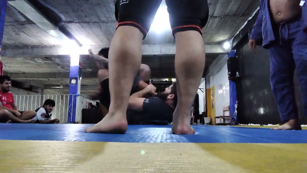 Roll Jiujitsu en DevilDogs #roll #jiujitsu #kingofthemat 