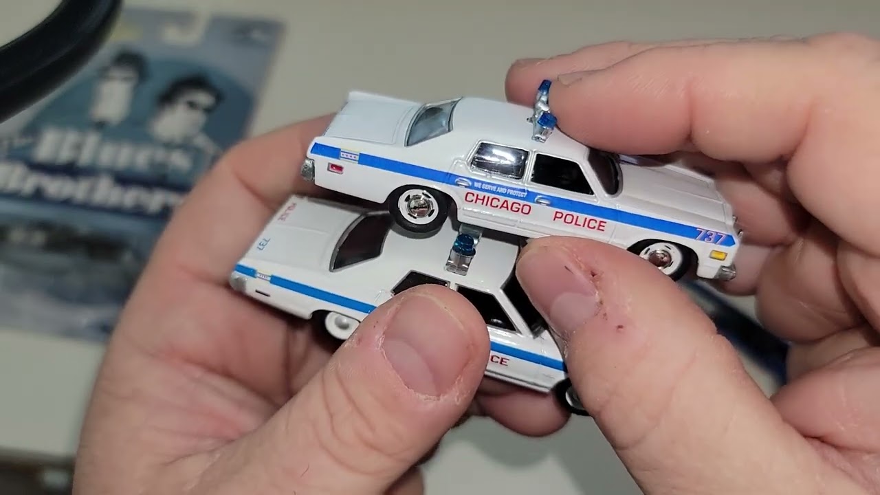 2022 JOHNNY LIGHTNING vs greenlight BLUES BROTHERS 74 DODGE MONACO BLUESMOBILE & Chicago Police cars