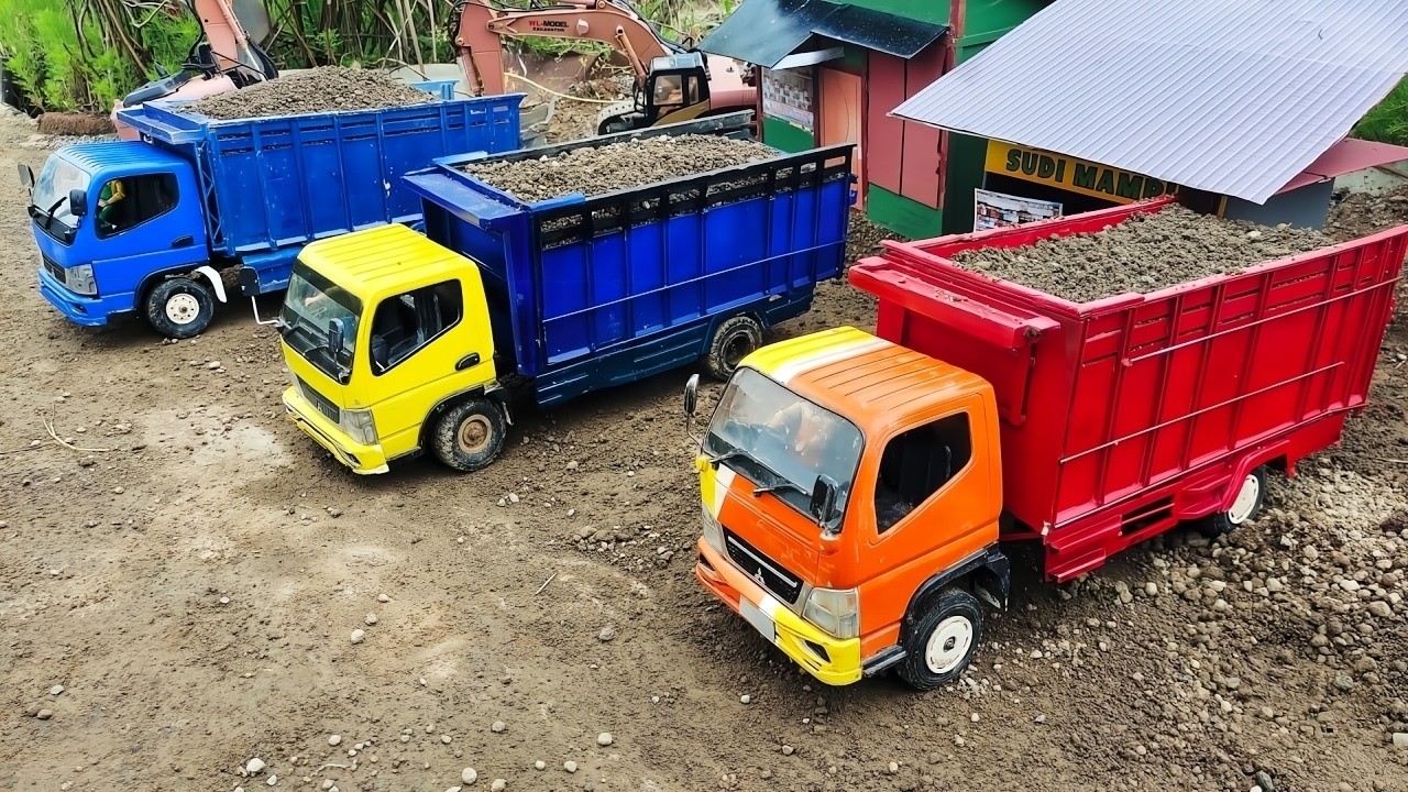 Mobil Truk Oleng Muatan Berat Isuzu NMR Terguling di Jembatan Rc Handmade Canter Fuso Terjang Banjir