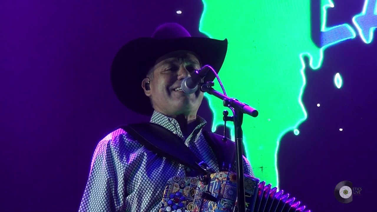Intocable - Si me duele que duela  |  30 aniversario Tour ( Arena Monterrey, México )