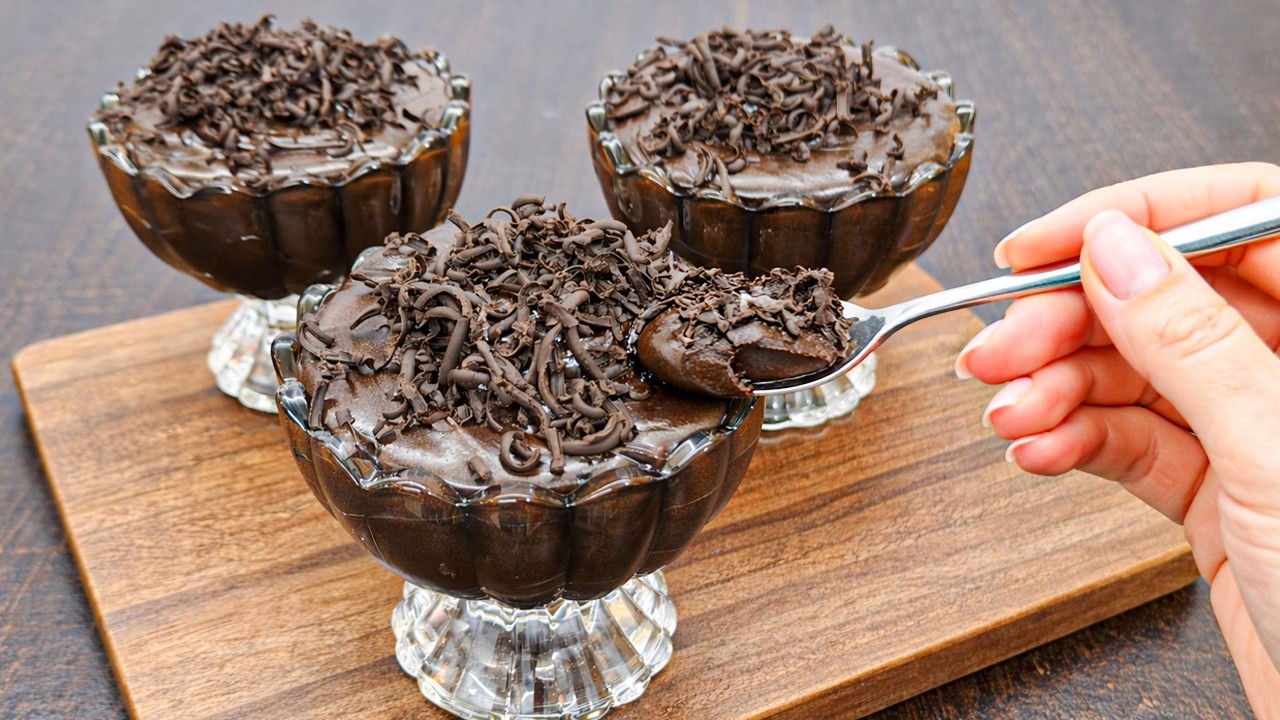 The Easiest Chocolate Mousse Recipe You’ll Ever Make | Creamy & Foolproof
