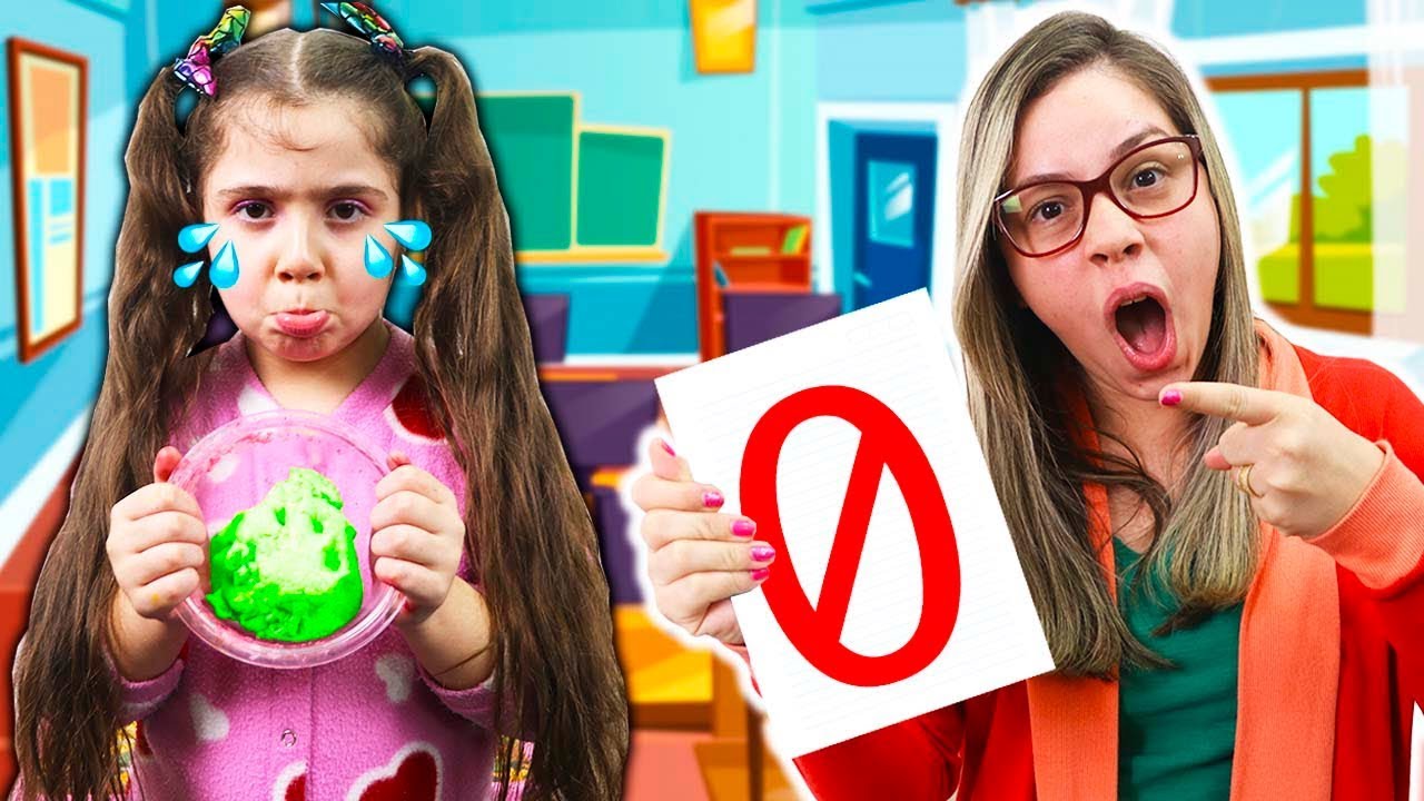 MAMÃE FINGE SER PROFESSORA DE SLIME E EU TIREI ZERO NA PROVA