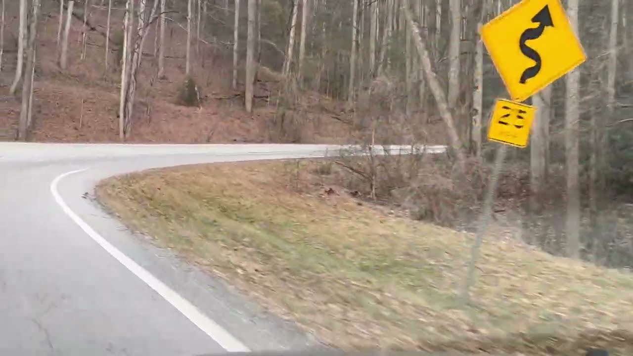 Sky Valley Overlook, Driving to check out the Blue Ridge Mountains over Dillard, Georgia. #drive