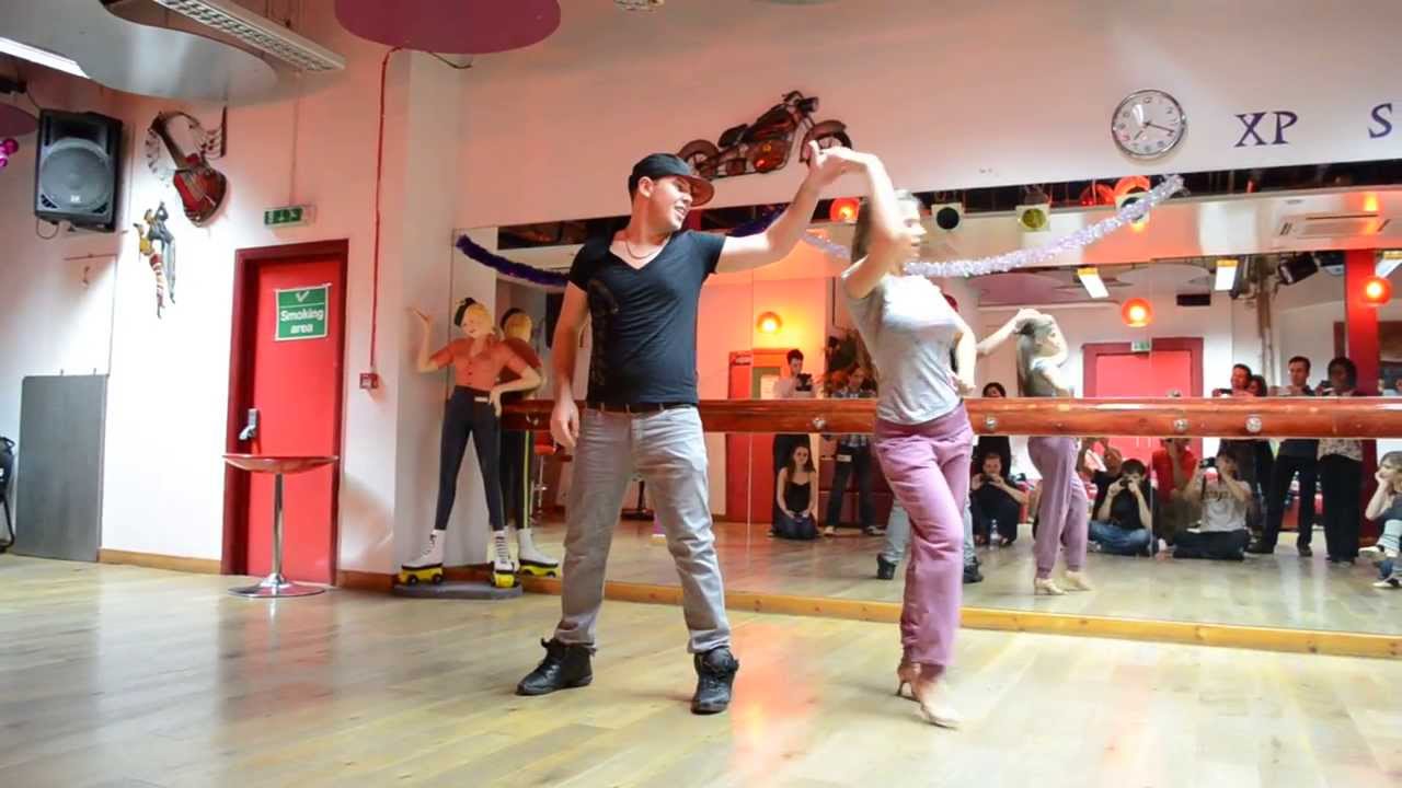 Pedrinho Mattos and Linda Urgosova Demo in London