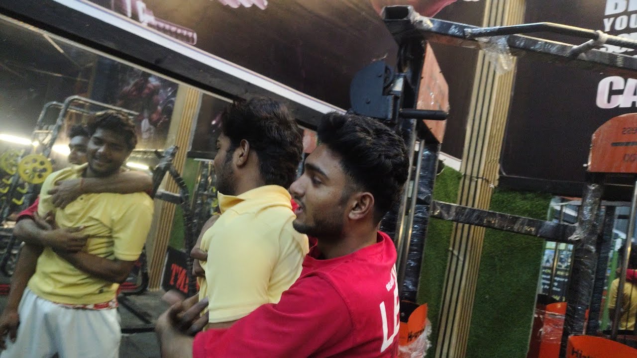 Devu ko apni ex ki yad agai bechara ro gyya 🥹. |Saurabh_vloggs21