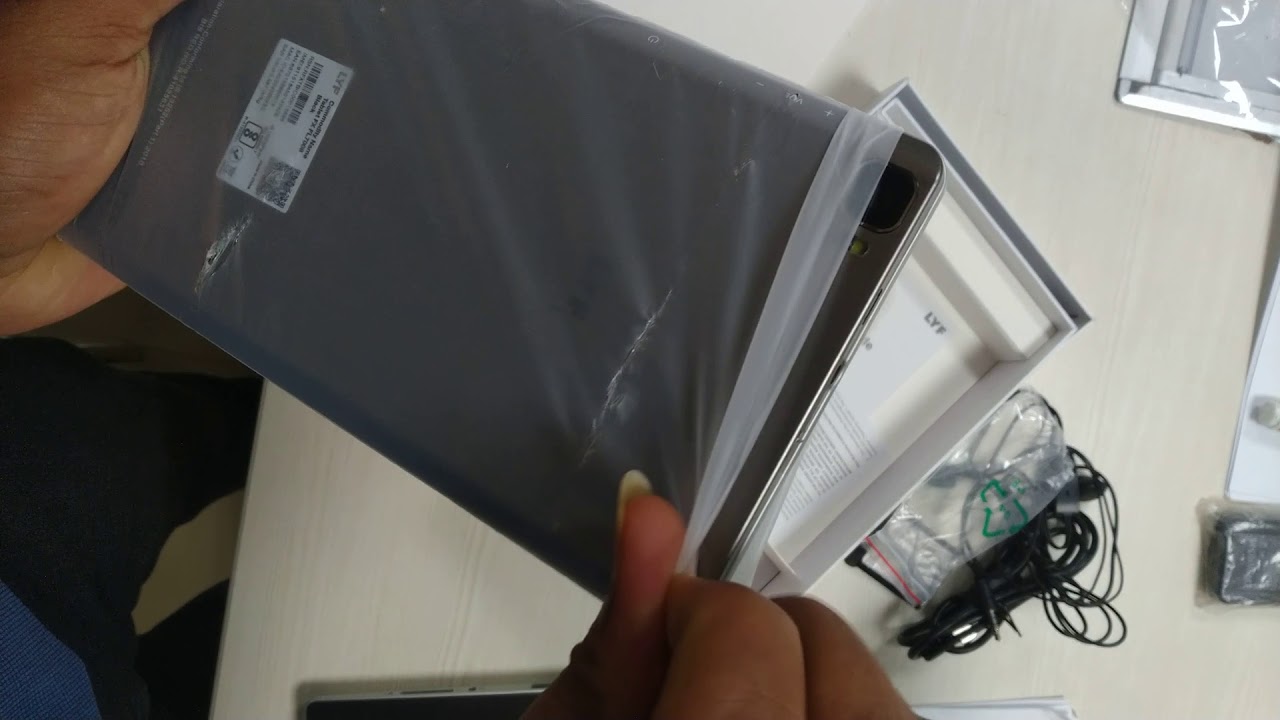 LYF Tablet FX FL7008 Black unboxing