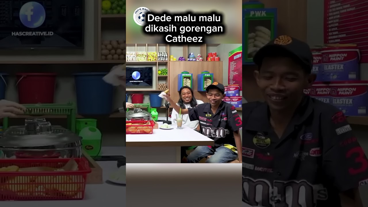 Dede Sunandar malu malu dikasih gorengan Catheez 