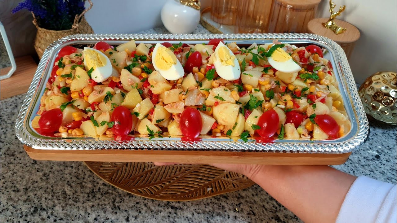 ضروري تكون في مائدة إفطار رمضان 🌛سلطة البطاطس الغنية و المغدية صحية 👌 بدون مايونيز 