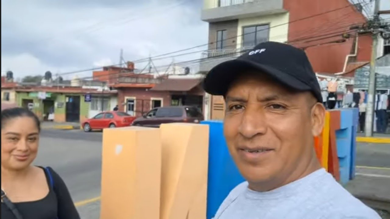 DANDO LA VUELTA EN EL TIANGUIS DE TEZIUTLAN PUEBLA