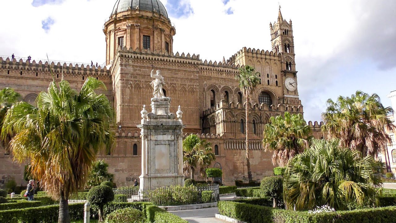 Best Views of the Amazing Churches of Palermo, Sicily, Italy