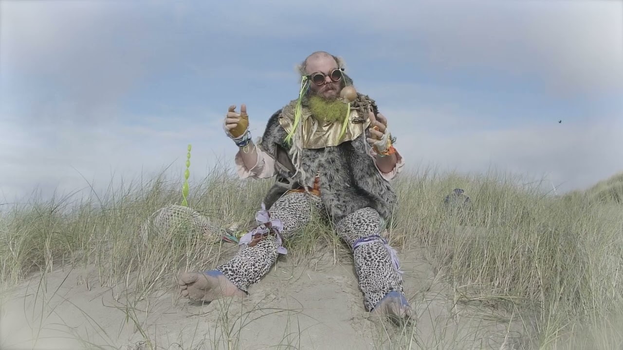 Fomies - The Onion Man (Official Video)