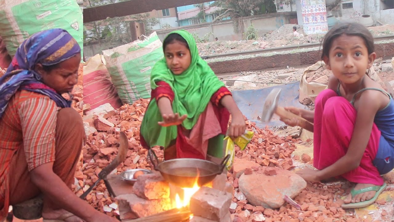 Happy Family Working Together | Slum Life Poverty | Poor People