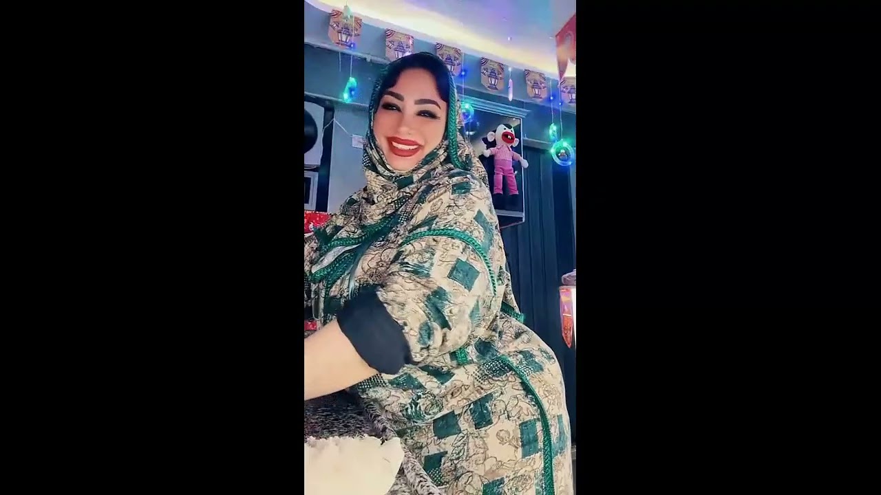 روتين محجبة تخينة بالعباية جزء 1