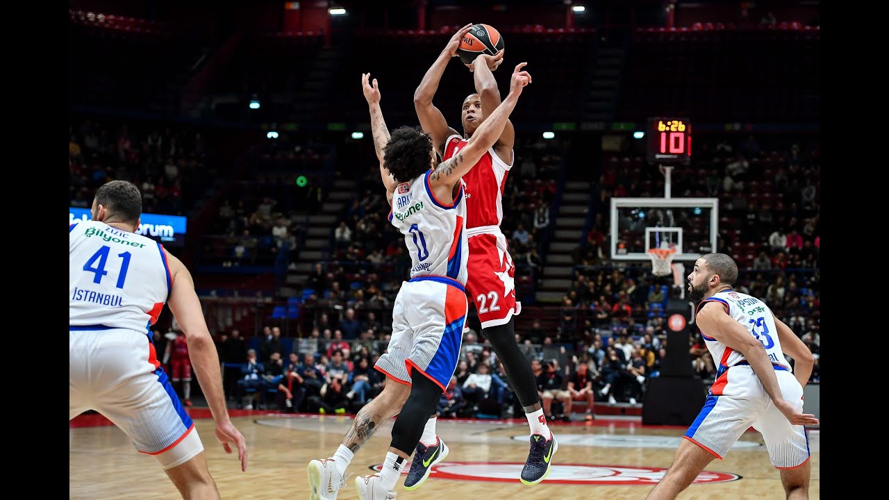 Olimpia Milano - Efes: Devon Hall
