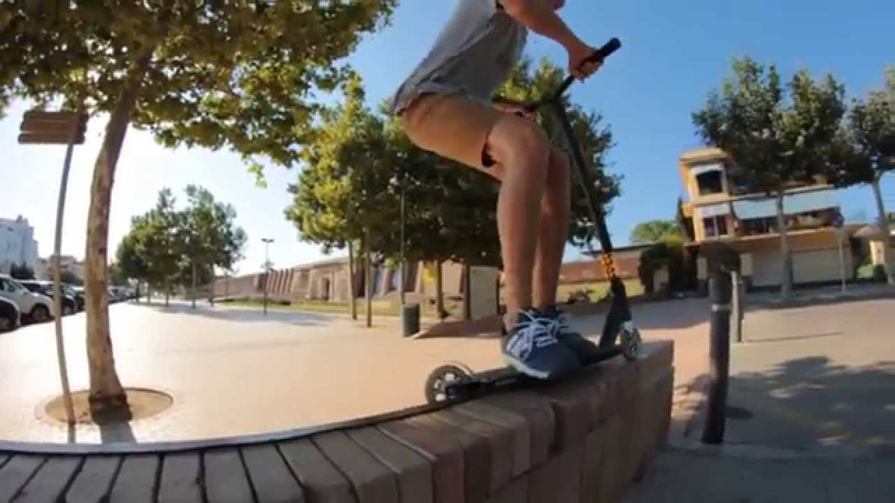 Blazer Pro Scooters : Antoine Gossuin in Barcelona 2015