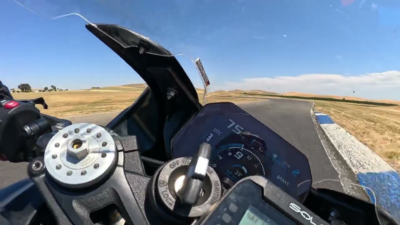 ThunderHill East 1:59 Lap  finally sub 2 again