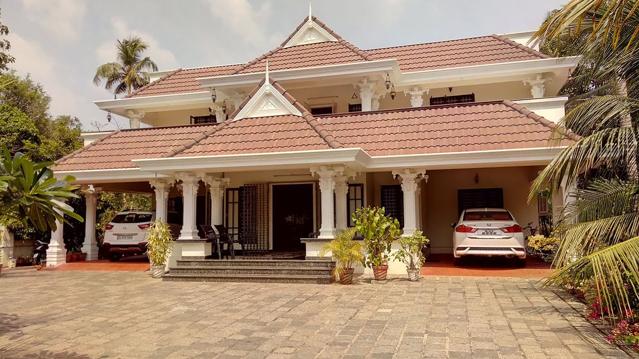 Posh luxury house for sale Ernakulam - tripunithura -21cent land with 5600 sqft 4bhk NewCastle
