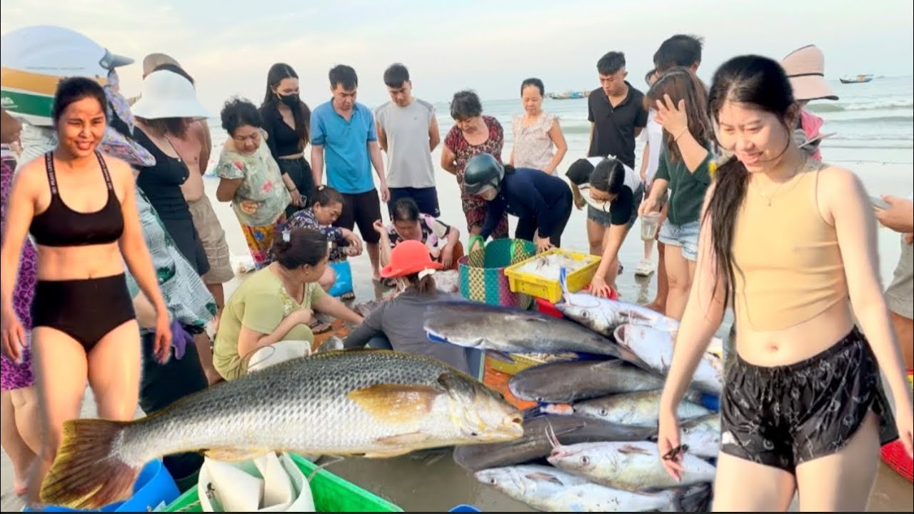 NGÀY LỄ VUA HÙNG NGƯ DÂN LONG HẢI TRÚNG MÁNH CÁ SÓC ,CÁ THIỀU VÀ HÀNG CHỤC KÝ TÔM THẺ