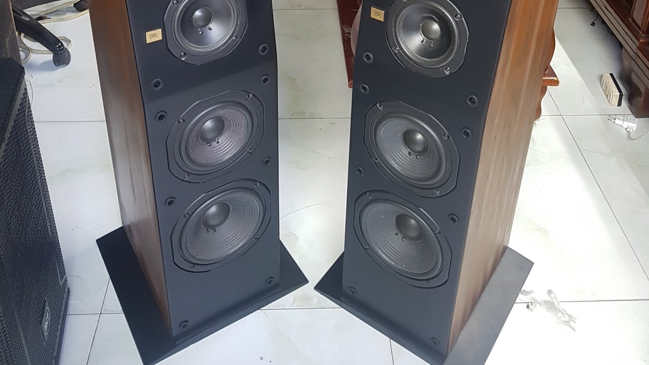 Đẳng cấp cùng với loa JBL L5 .USA .4 Đường tiếng .giá 15.5 tr. LH: Quý Nguyễn 0902313707.Q 12,Saigon