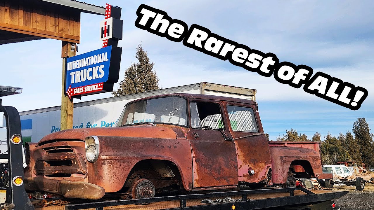 1 of 72 Ever Made - 1957 3 Door Travelette!