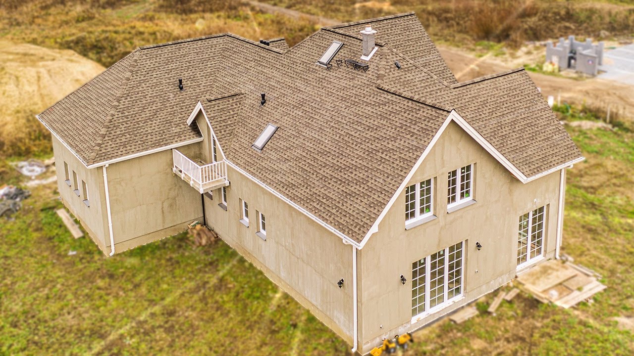 Pokrycia dachowe, dom pokryty gontem GAF Timberline HD Weathered Wood