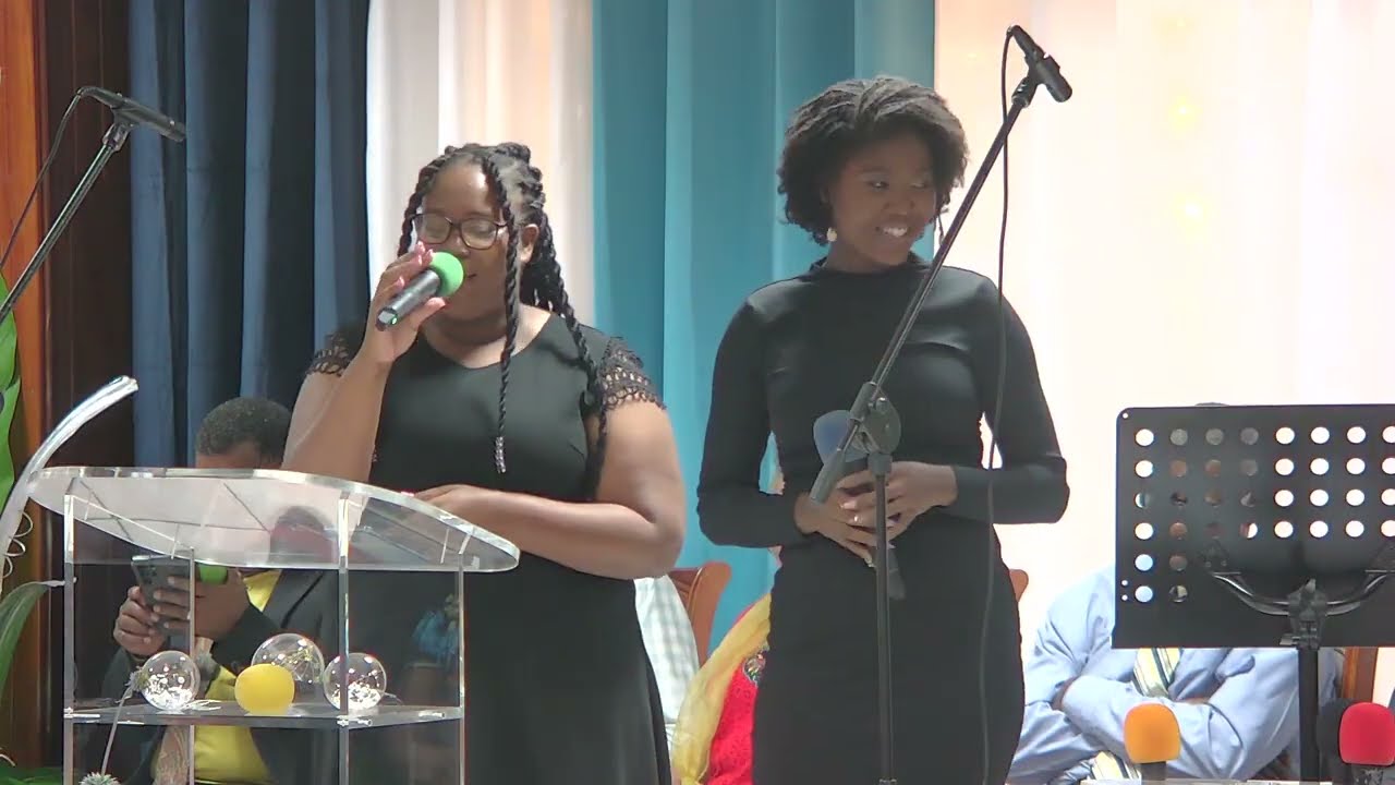 J'ai essayé Dieu par Jessie et Noémie