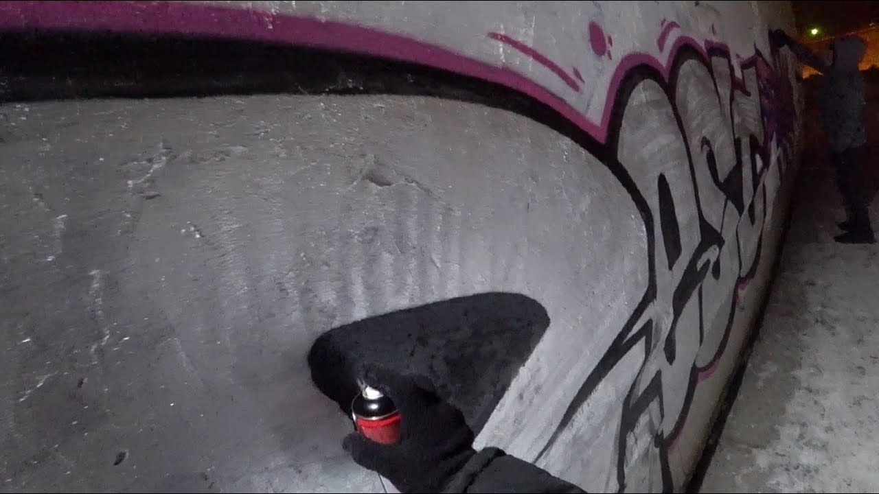 Winter graffiti in Novosibirsk -20°С