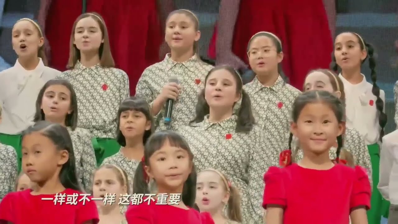 Il Pianeta Grabov- Piccolo Coro dell’Antoniano- Adele, Marisol