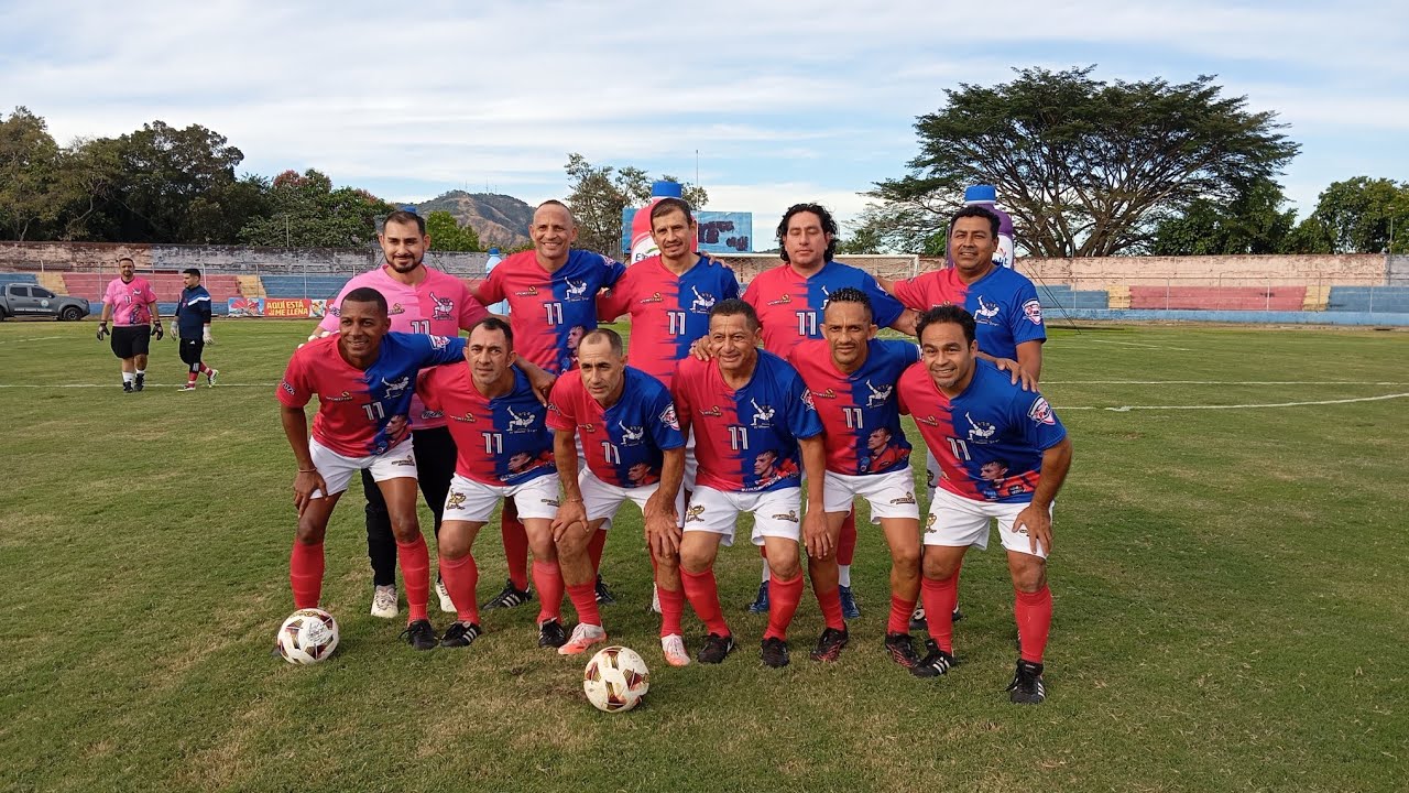 Post partido : Homenaje a Williams Reyes