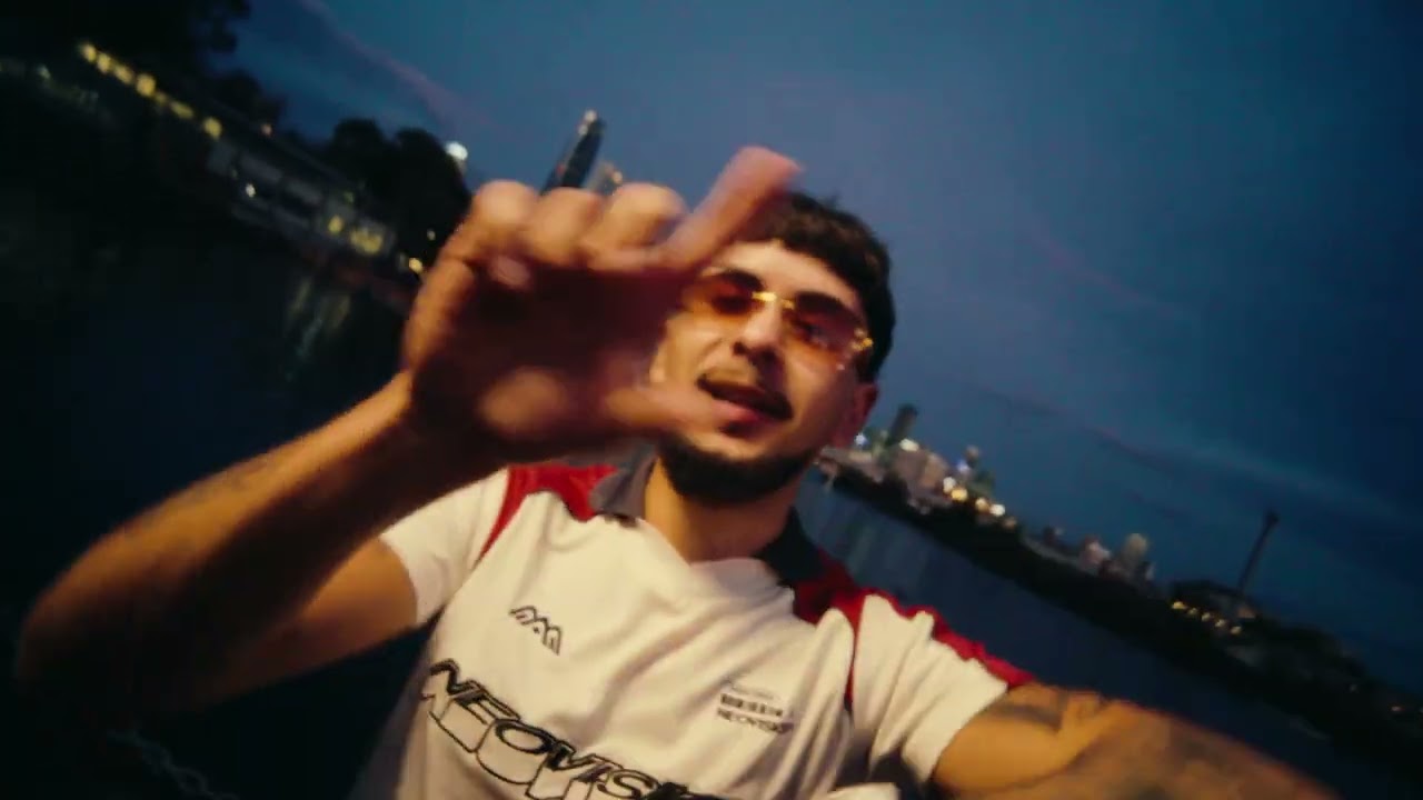 ZOO - 4orttune [Directed by Navsrevenge]