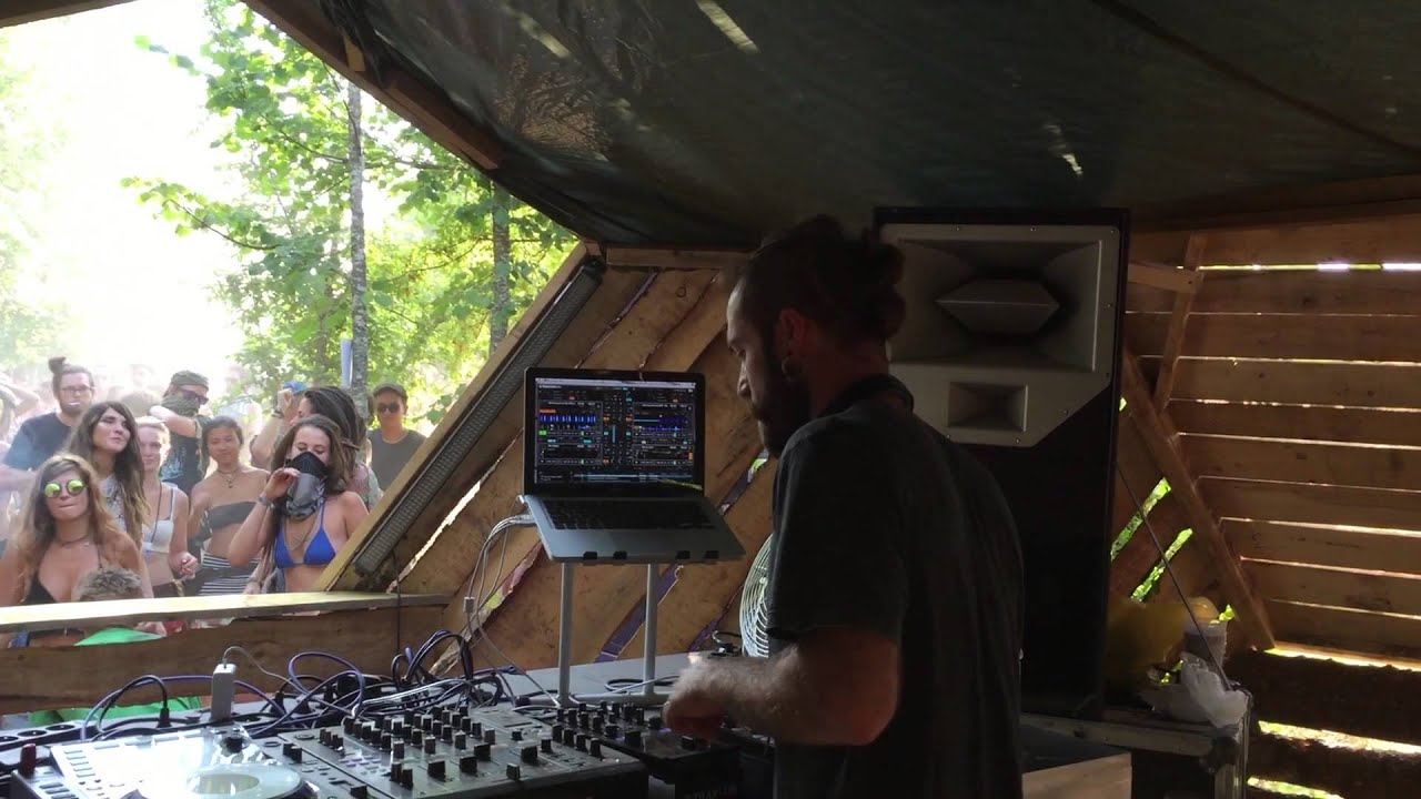 Na-Ti @ Groove Secret Chamber stage @ Lost Theory festival 2015