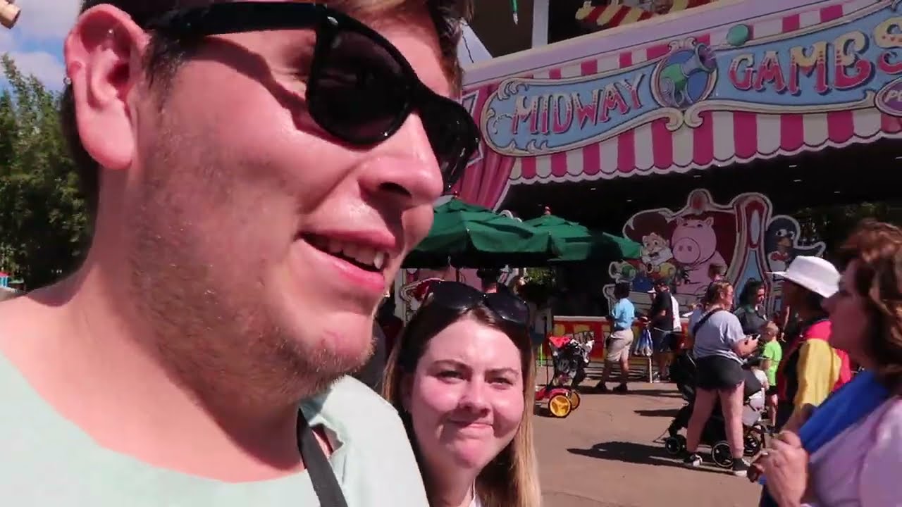 Disney CRP - Hollywood studios with Rosie