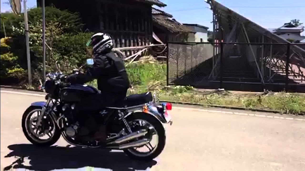 CB1100 ワイバンクラシック 走行音 4本出しマフラー 一部レッドゾーン