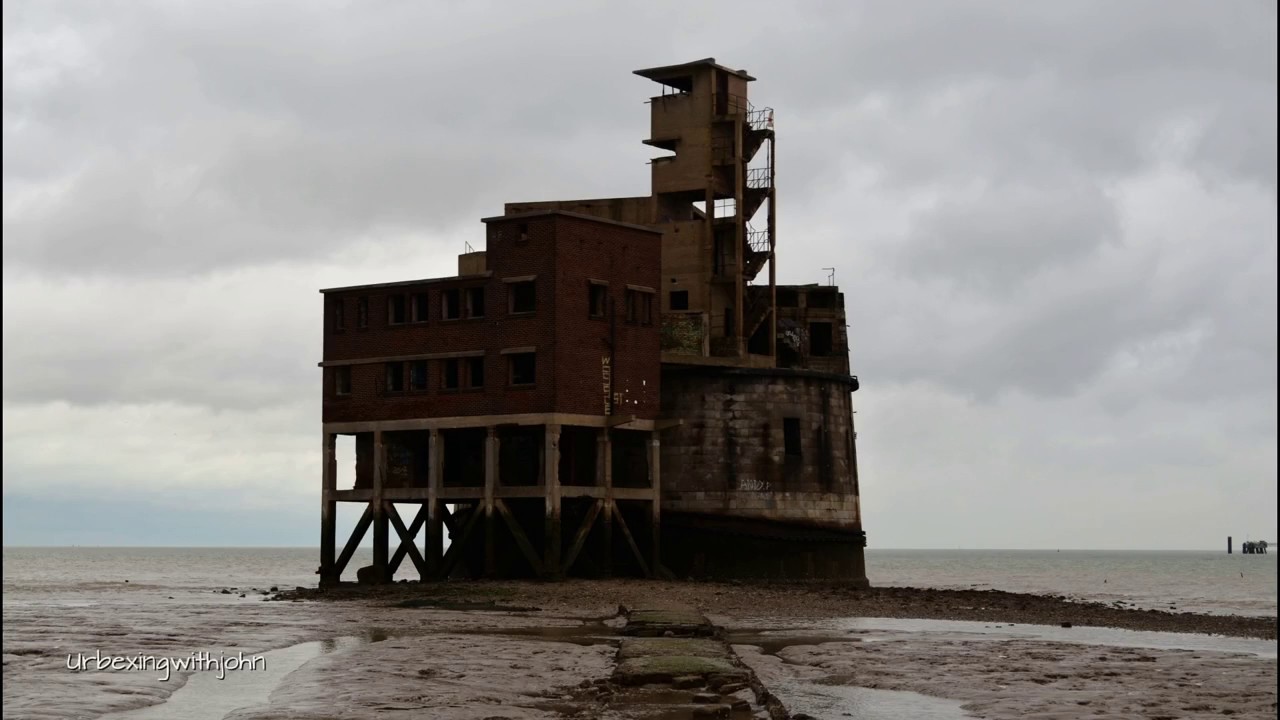 EXPLORING GRAIN TOWER KENT UK 2017