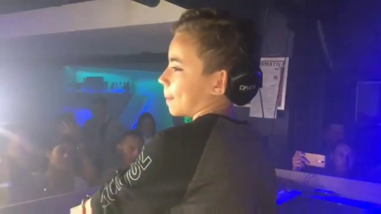 Dj D8 