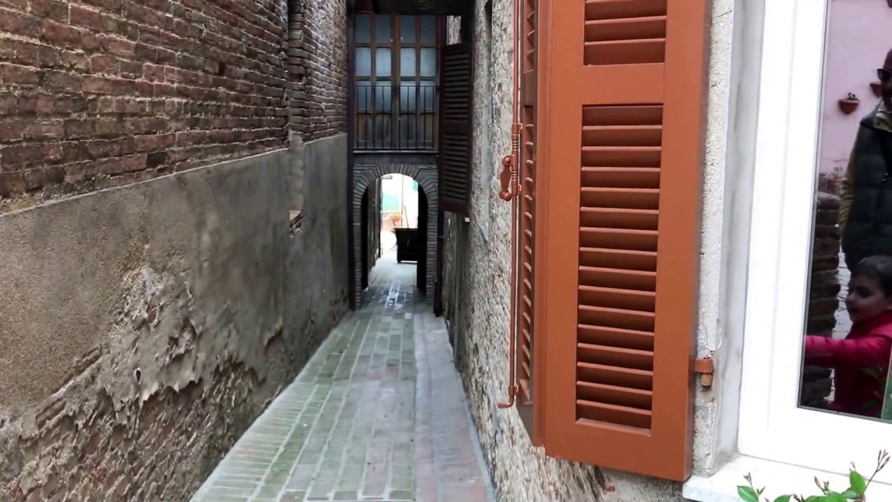 Piticchio (Italy): il borgo medioevale