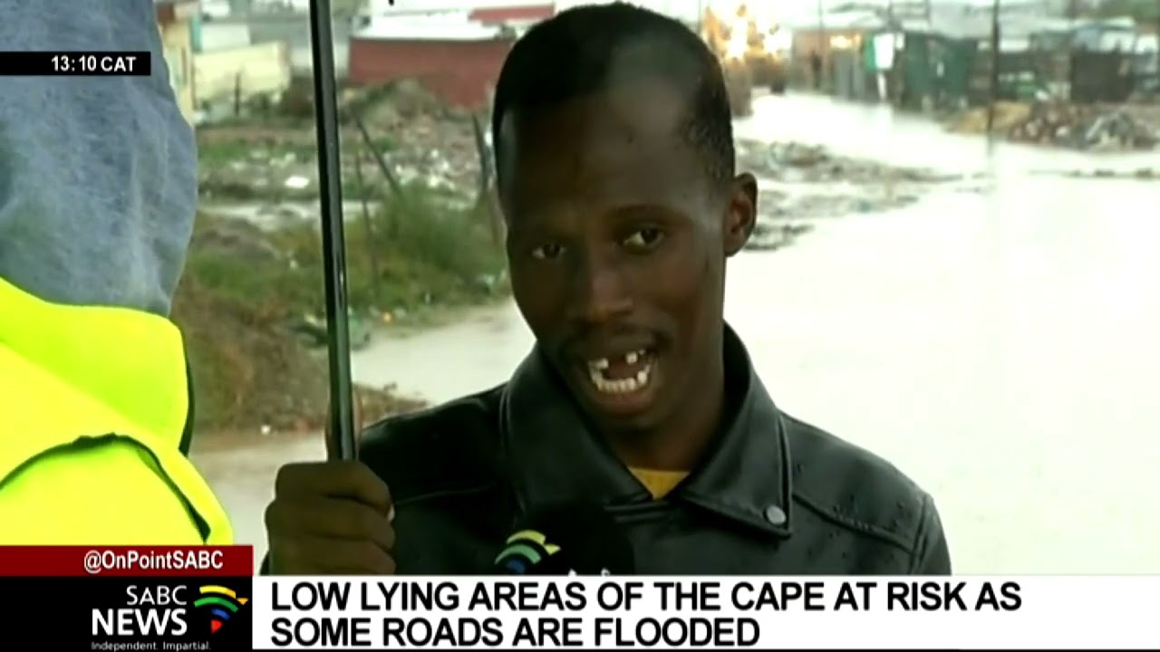 Low lying areas of the Cape at risk as some roads are flooded