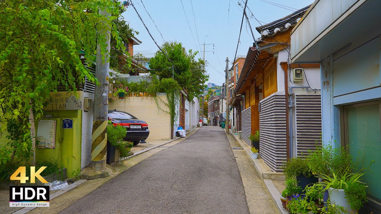 Sunday afternoon walk in the rich village of Seongbuk-dong, Seoul | Korea Travel 4K HDR