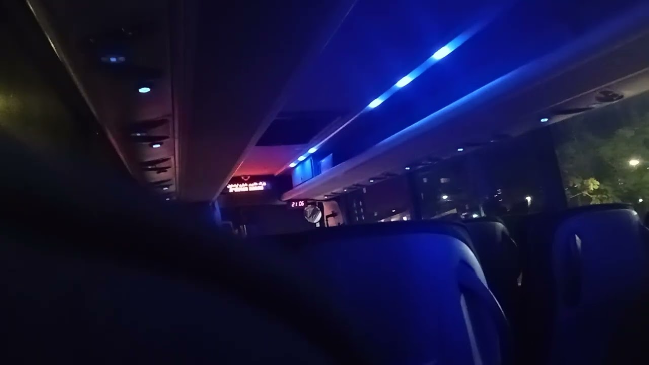 נסיעה במרצדס ארגז הירוק הבהיר הבין עירוני החדש המטורף של קו 255 מאריאל לראש העין בראש העין 