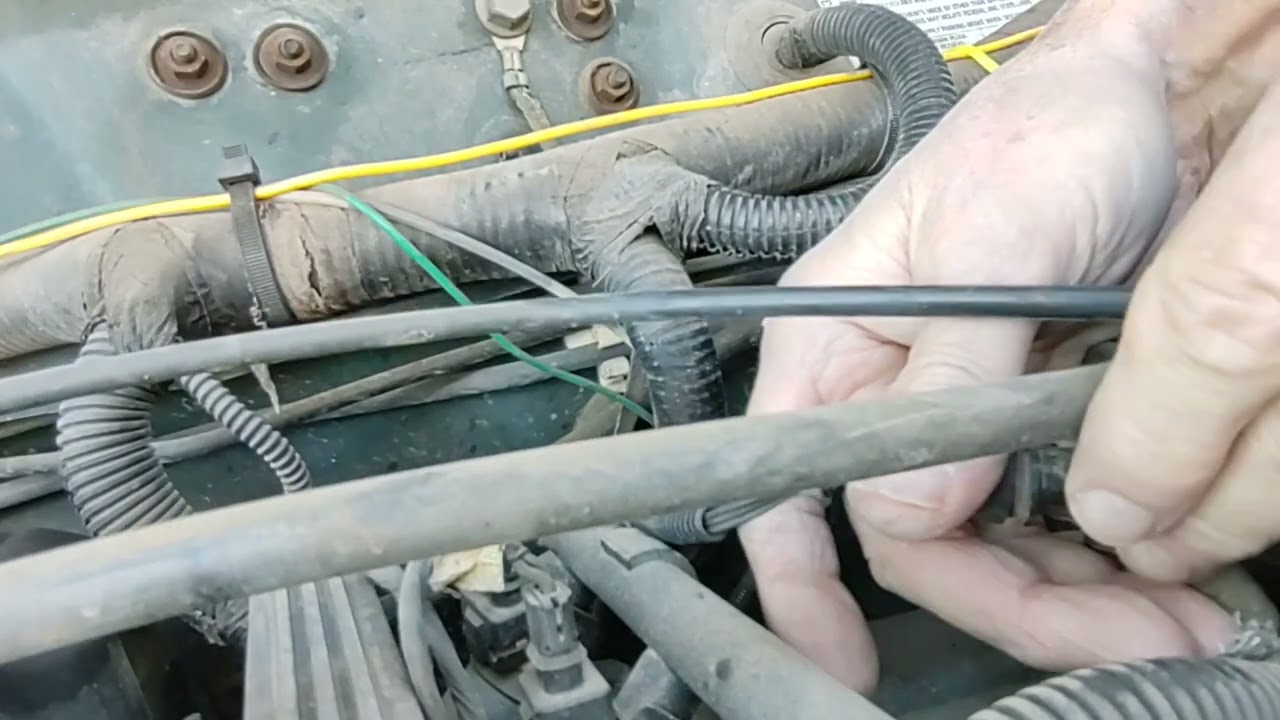 Jeep Cherokee XJ 1996 easy CPS Swap (Crank Position Sensor changed easily from the top)