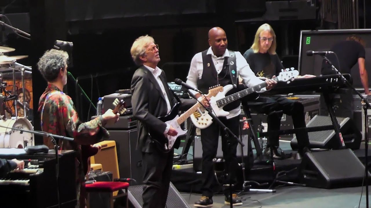 Eric Clapton, Badge - Madison Square Garden 2022 (Night 2)