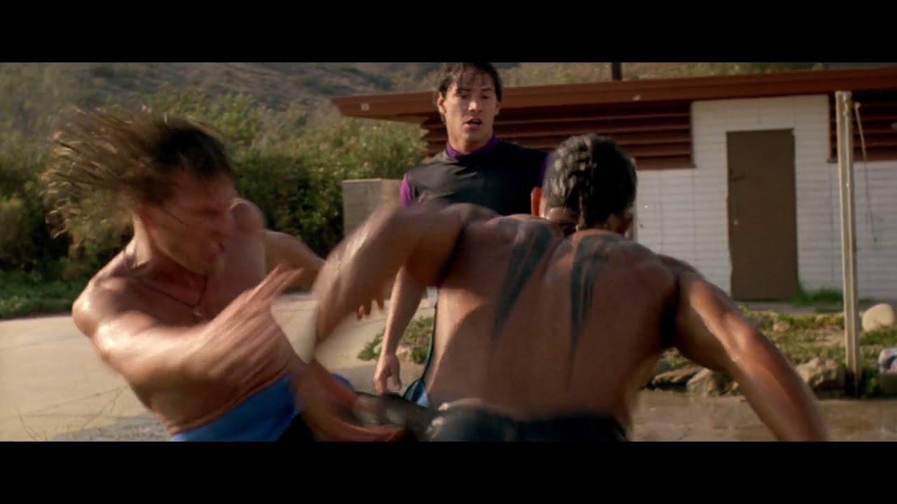 Point Break (1991) Beach Brawl