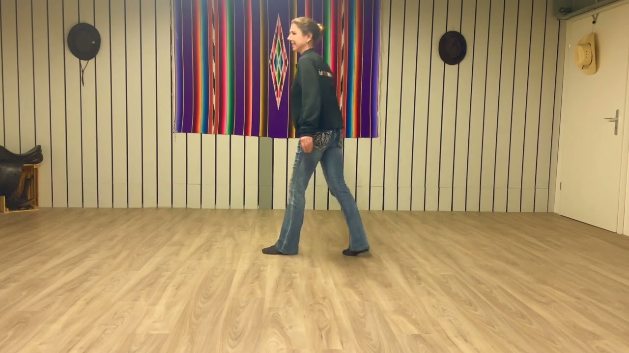 Diamonds In A Whiskey Glass - Line Dance (DANCE)