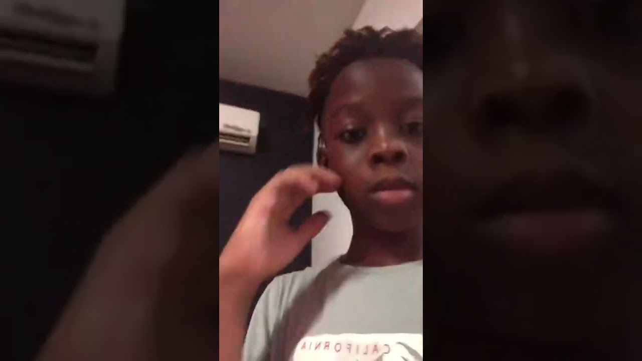 Au studio pour enregistrer capri sun