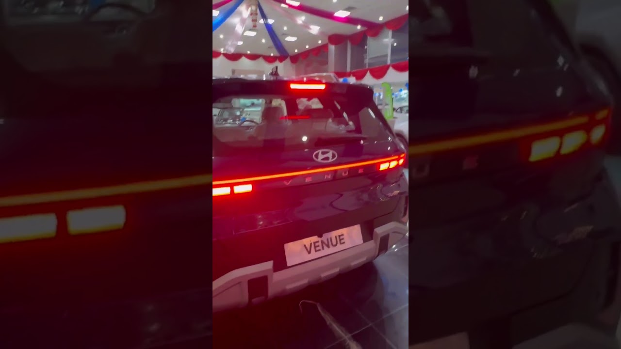 Venue – Stylish Connecting LED Tail Lamps That Turn Heads